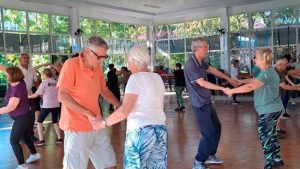 Centro do Idoso passa a oferecer aulas de ballet para cadastrados