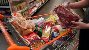 Governo federal vai zerar imposto de importação de nove itens de alimentação a fim de reduzir preços