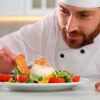 Polenta cremosa com ragutransforma ingredientessimples em prato digno dedomingo especial
